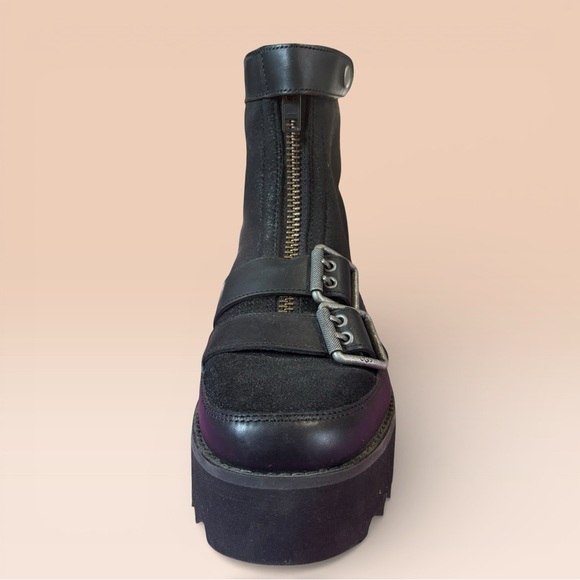 UGG Moto Punk Mini Women Ankle Boots Black Leather & Sheepskin Interior US Sz 8 - Picture 11 of 13